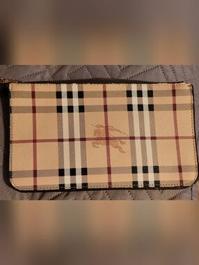Classic Tan Plaid Unisex Zip Pouch/Wallet - Gold Hardware